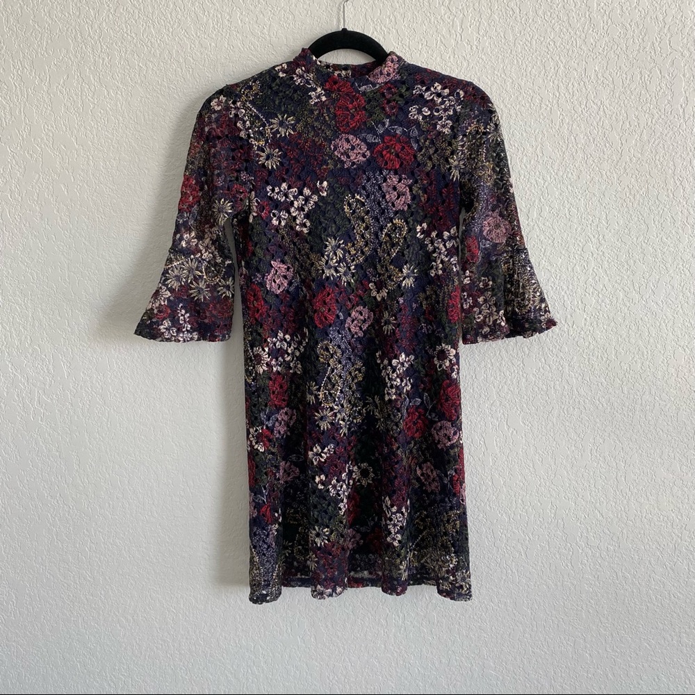 Love, Fire Women's Floral Print Crochet Lace Shift Dress